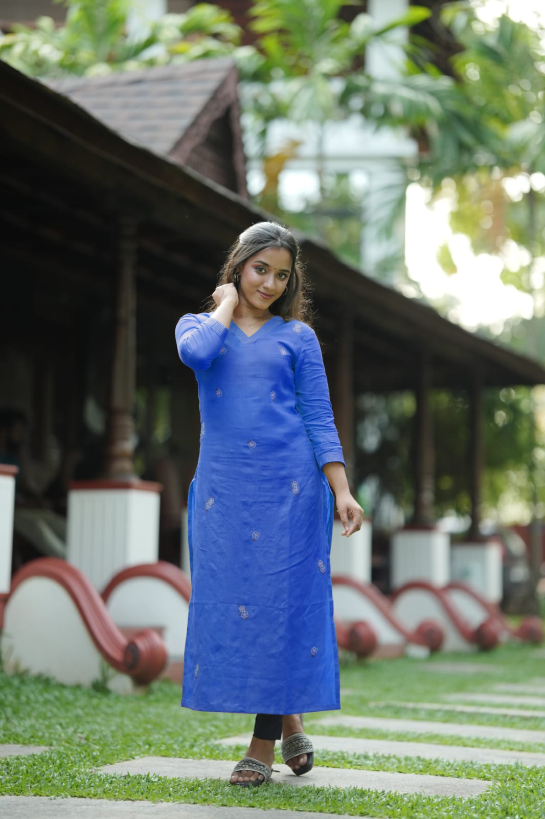 ROYAL BLUE KURTI IN IRISH LINEN