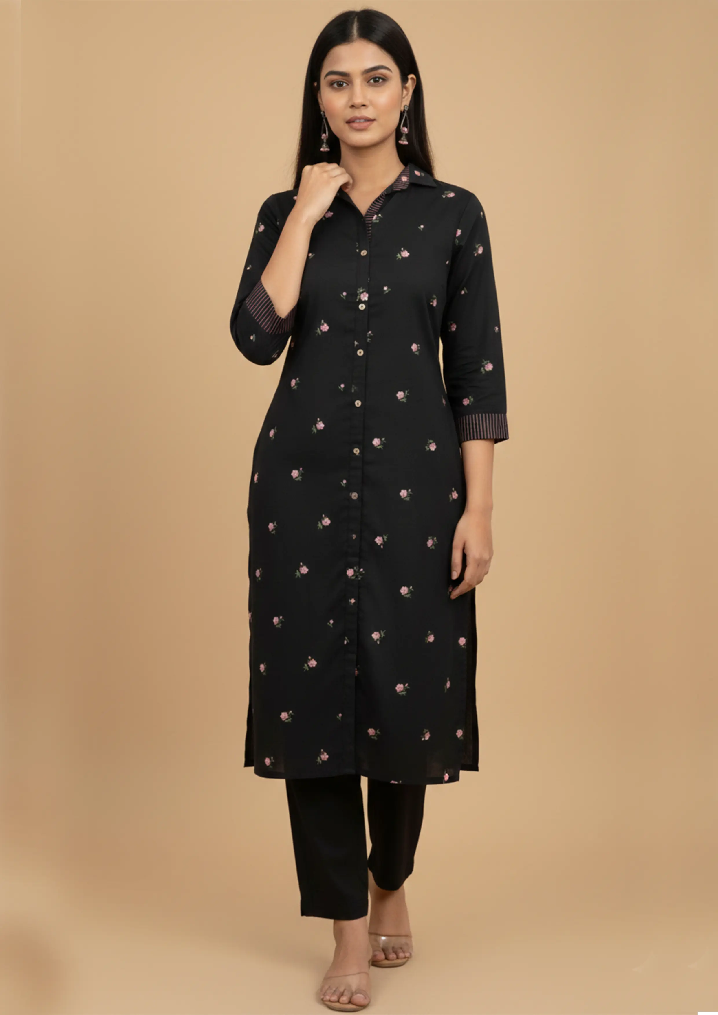 Noir Gulab Cotton Collar Kurti